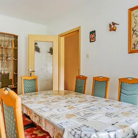 Forest Retreat In Jaegersgruen *